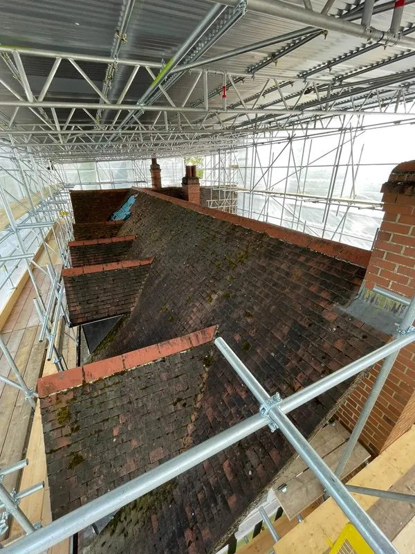 Close-up: heritage roof detail with NPS scaffolding installation